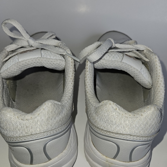 New Balance 840v2 Walking Shoes - Picture 6 of 13